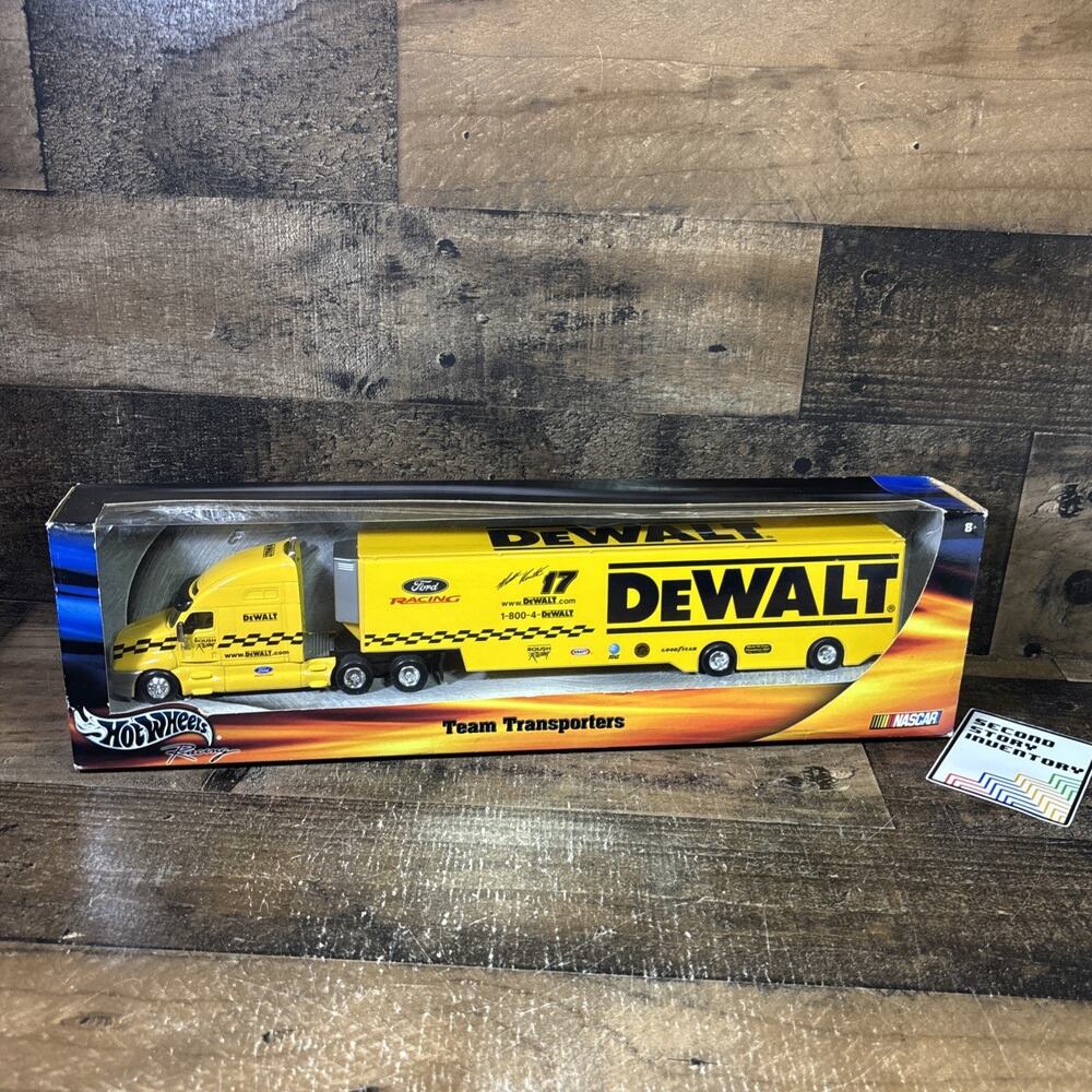Hot Wheels Racing Team Transporter Matt Kenseth #17 VTG DeWALT NASCAR B0993 2000